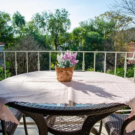 Hotel Pervin Hanim Konagi Alaçatı