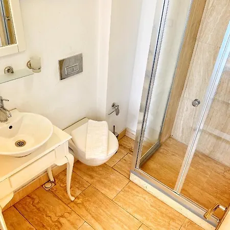 Otel Pervin Hanım Konağı