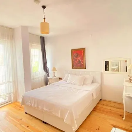 Pervin Hanim Konagi Hotel Alaçatı