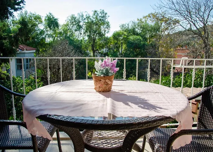 מלון Pervin Hanim Konagi אלאקאטי