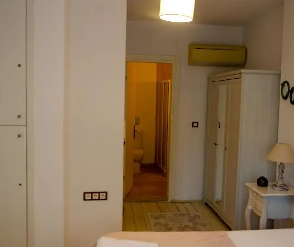 Pervin Hanım Konağı Otel Alaçatı