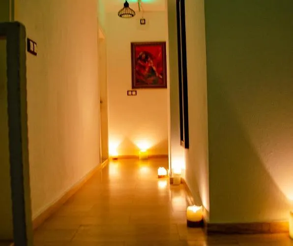 מלון Pervin Hanim Konagi *