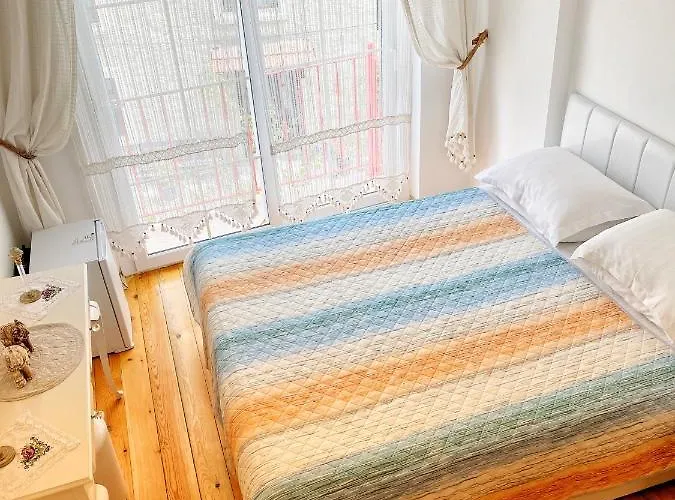 מלון Pervin Hanim Konagi אלאקאטי